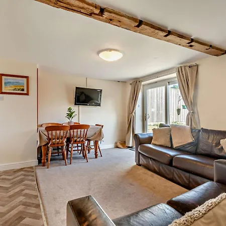 Tawny بيت للعطل