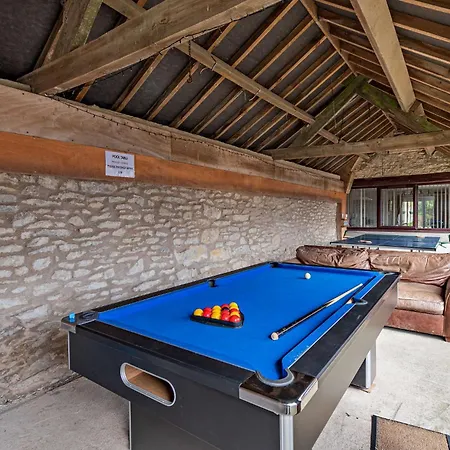 Tawny بيت للعطل بيكرينغ